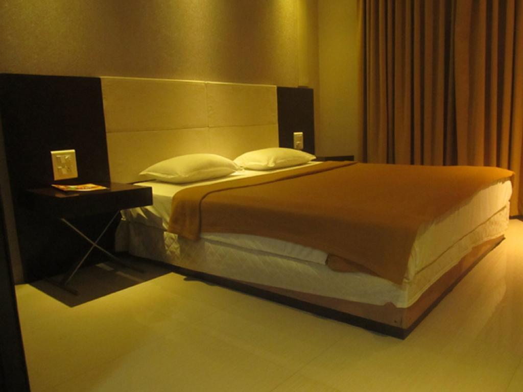 Hotel Blue Lagoon ดามัน ภายนอก รูปภาพ