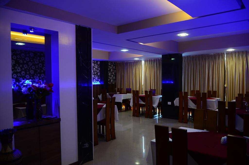 Hotel Blue Lagoon ดามัน ภายนอก รูปภาพ